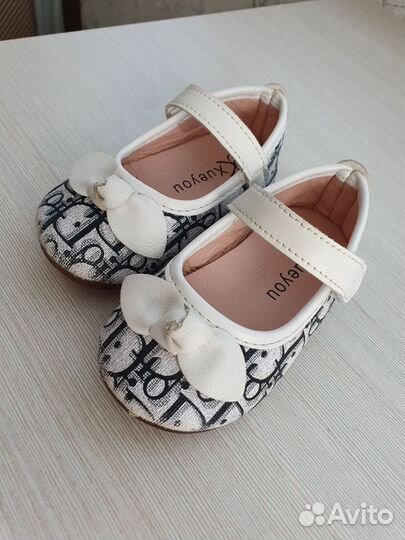 Туфельки для девочки 22 размер