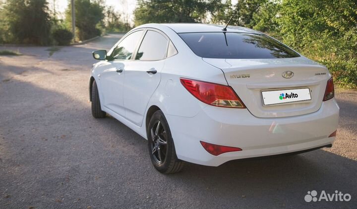 Hyundai Solaris 1.6 AT, 2015, 157 383 км