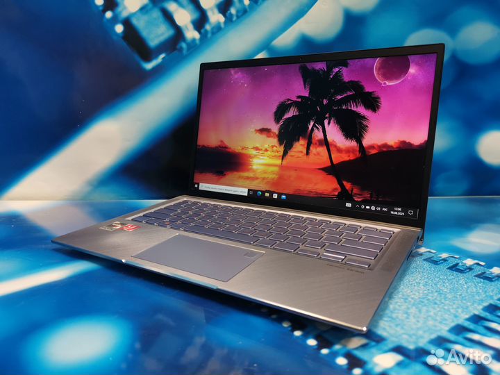 Компактный ноутбук Asus Zenbook 14