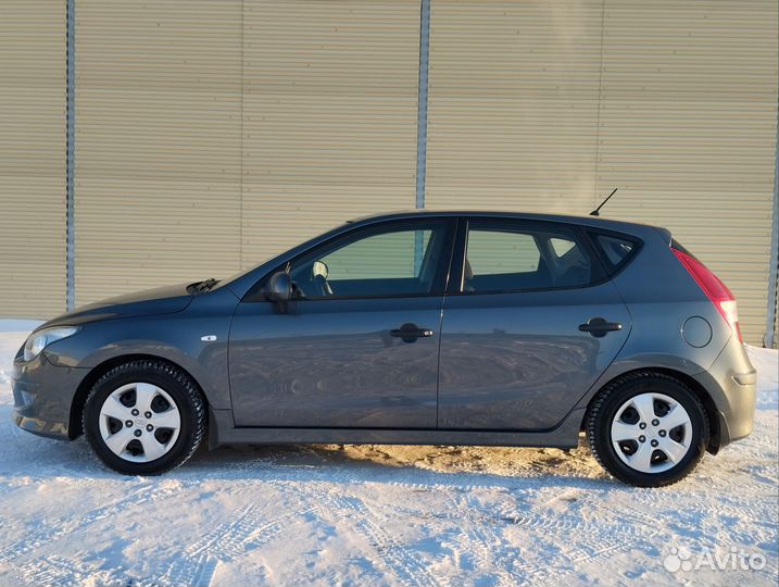 Hyundai i30 1.6 AT, 2010, 119 000 км