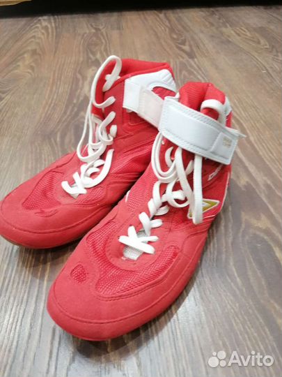 Форма для бокса и тайского бокса