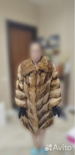 Шуба из енота