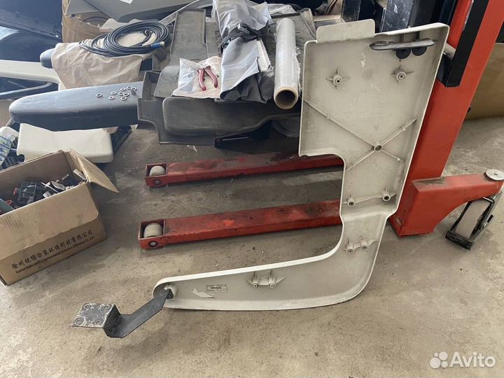 Спойлер кабины Volvo FH4 82209668