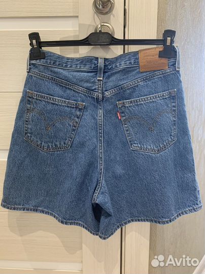 Шорты Levi's 28 женские