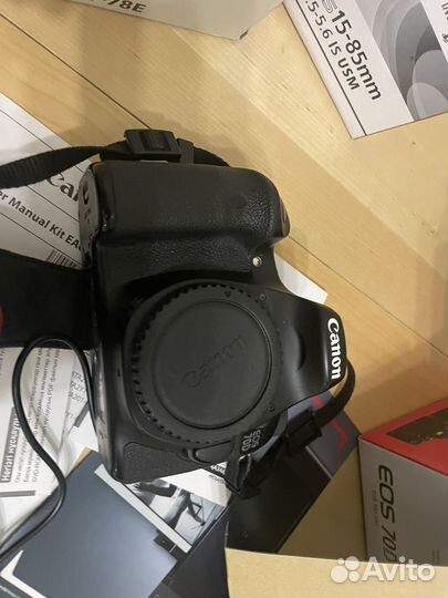 Зеркальный фотоаппарат canon eos70d