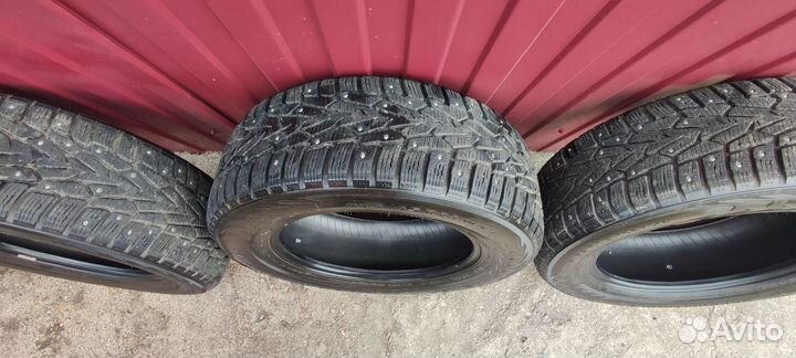 Nokian Tyres Hakkapeliitta 7 215/65 R16 102T