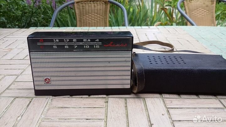 Радиоприемники Сокол 403, Алмаз и др