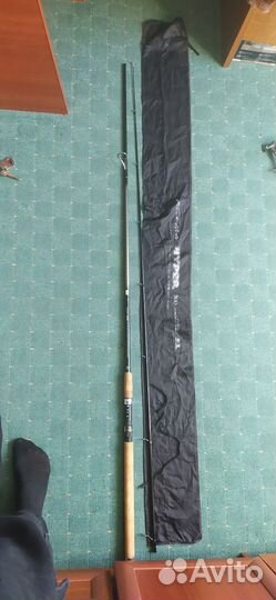 Спиннинг black hole hyper 300 18-42г