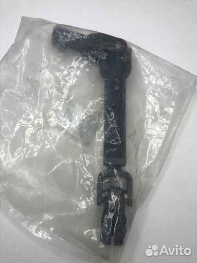 Карданчик рулевого вала нижний toyota 4526042090