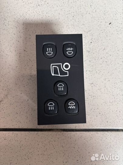 Блок управления дополнительным светом Scania