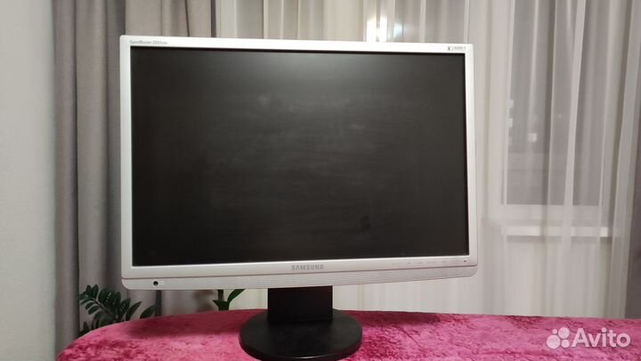 Монитор Samsung SyncMaster 2243WM (hdmi,dvi-d,vgа)