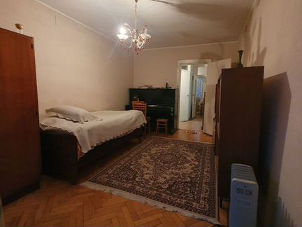 3-к. квартира, 65 м², 5/5 эт.