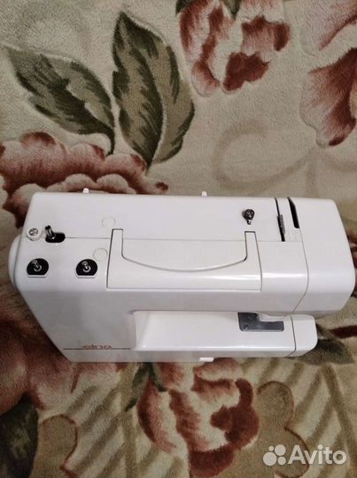 Швейная машина elna 2100