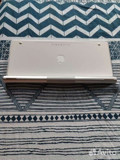 Клавиатура Apple, модель А1314, беспроводная