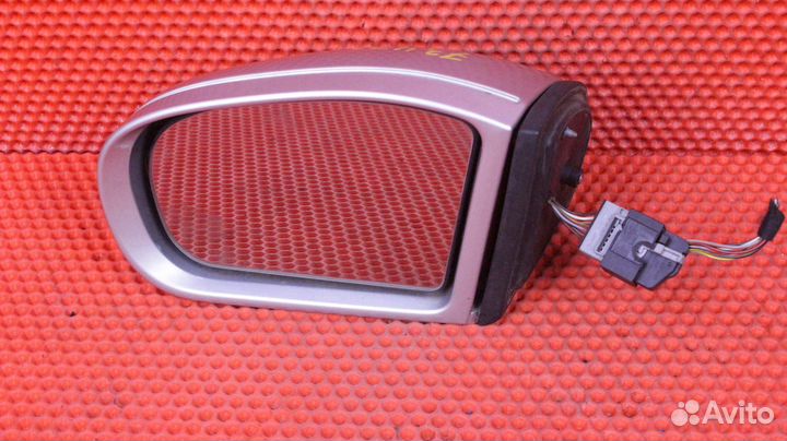 Зеркало заднего вида боковое левое Mercedes-Benz C