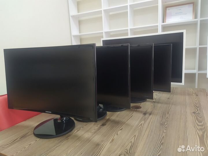 Изогнутые мониторы