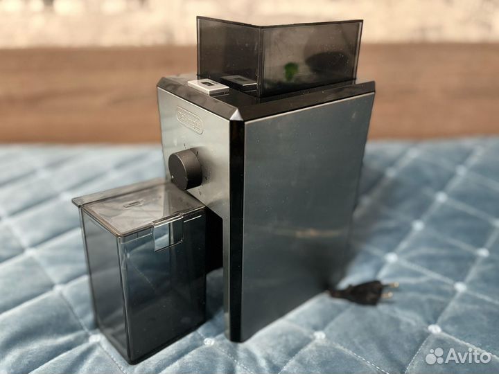 Кофемолка De'Longhi KG 89