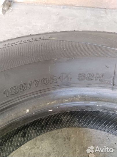 Bridgestone MY-02 Sporty Style 185/70 R14