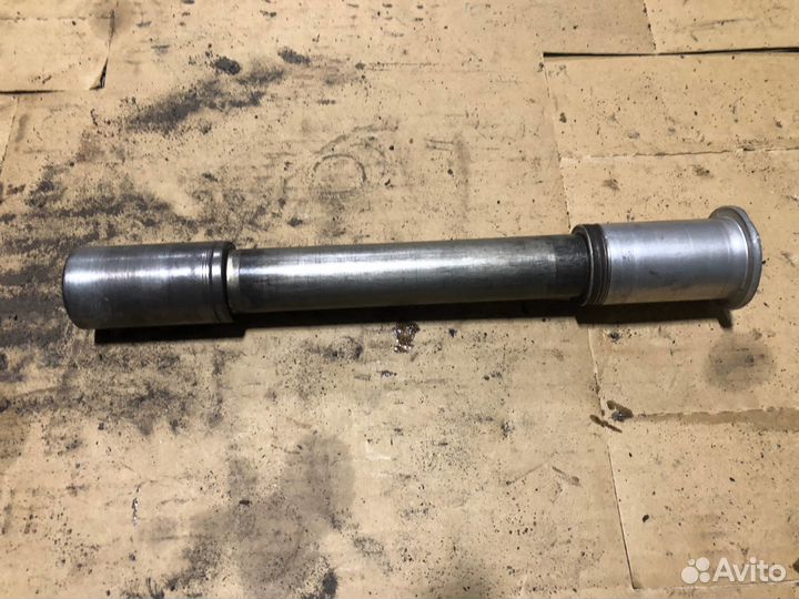 Ось переднего колеса для Suzuki GSX1300R Hayabusa