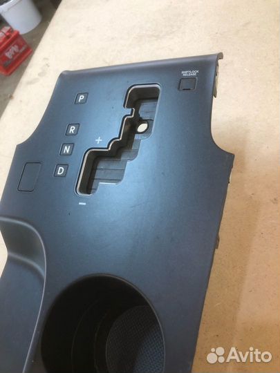 Накладка селектора АКПП Ix35 2.0