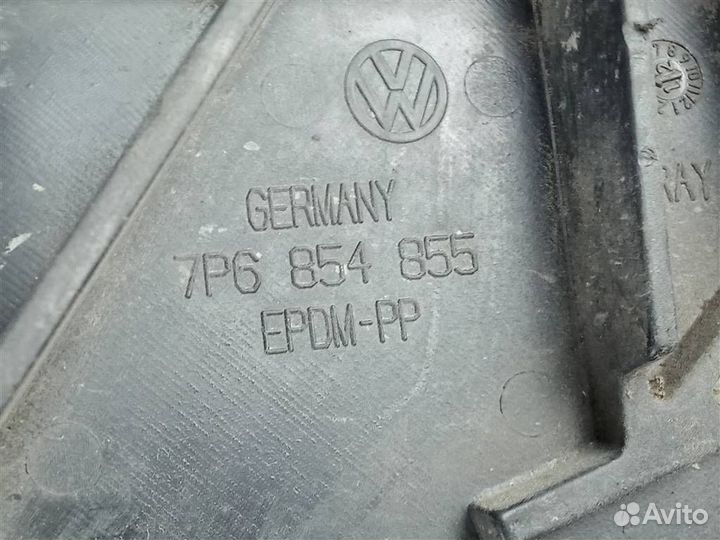Брызговик задний левый VW Touareg 7P 20112018