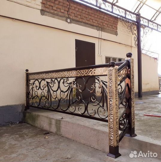 Перила для лестниц