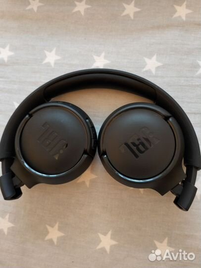 Беспроводные наушники jbl