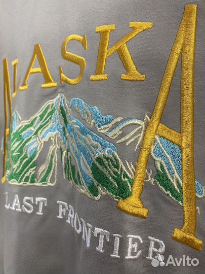 Витшот женский с вышивкой