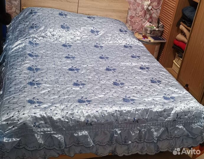Покрывало на 2 х спальную кровать новое