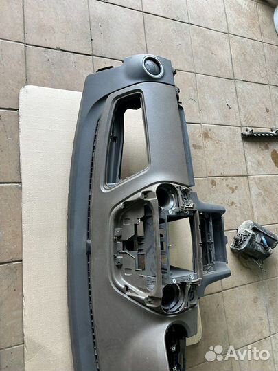 Панель volkswagen amarok