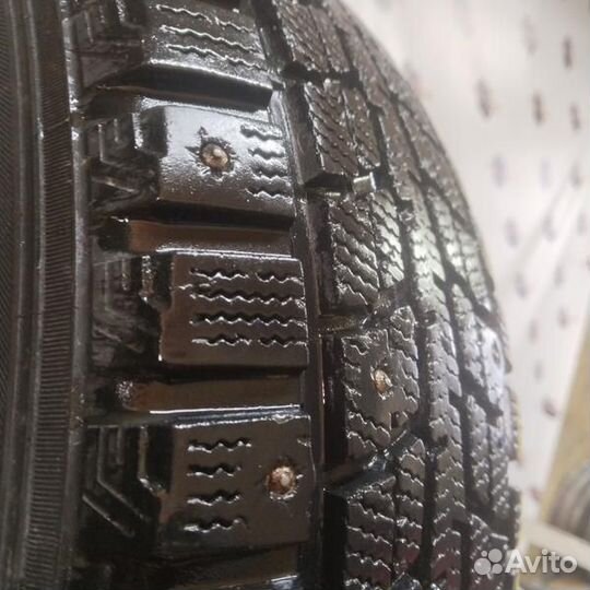 Dunlop SP Winter Ice 01 195/65 R15