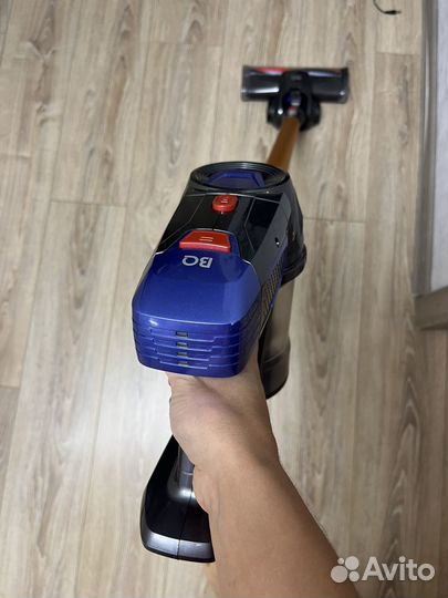 Вертикальный беспроводной пылесос BQ