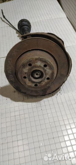 Кулак поворотный задний правый Mercedes W220