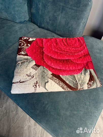 Одеяло, подушки,плед