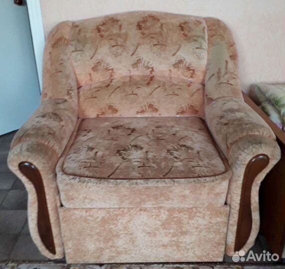 Диван и кресло