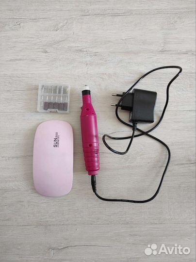 Набор для маникюра: аппарат+лампа