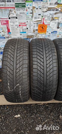 Goodyear Vector 4Seasons 205/50 R17 91V