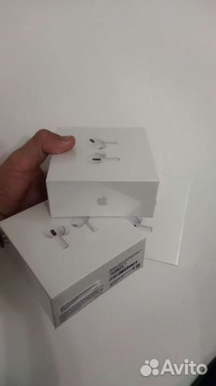 Airpods pro с беспроводной зарядкой