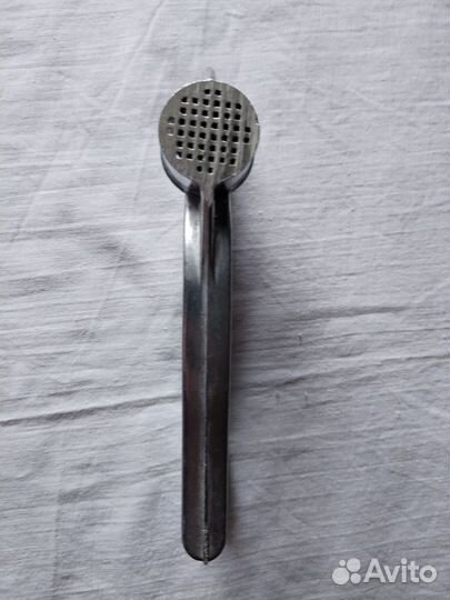 Чеснокодавилка, пресс для чеснока