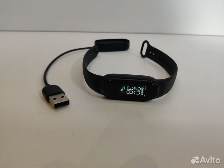 Фитнес-браслет Xiaomi Фитнес-браслет Mi Band 4