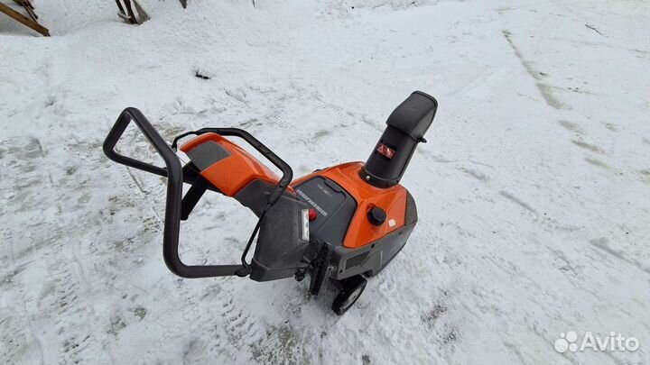 Снегоуборщик Husqvarna ST 151