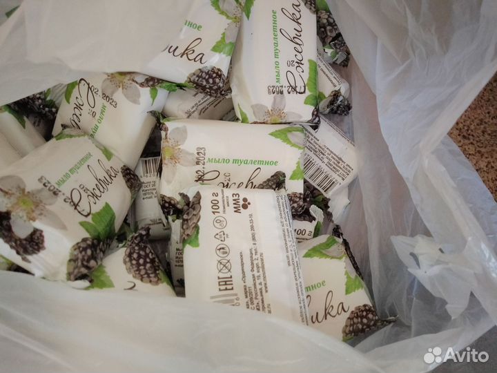 Мыло 38 шт, зубная паста 14шт