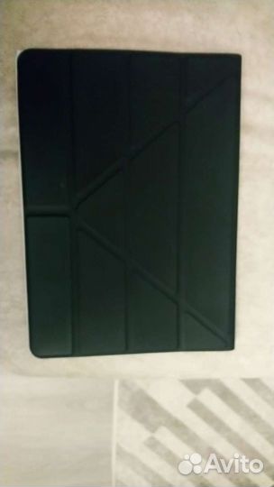 Универсальный чехол для планшета 10,8