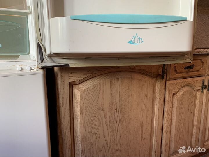 Холодильник stinol