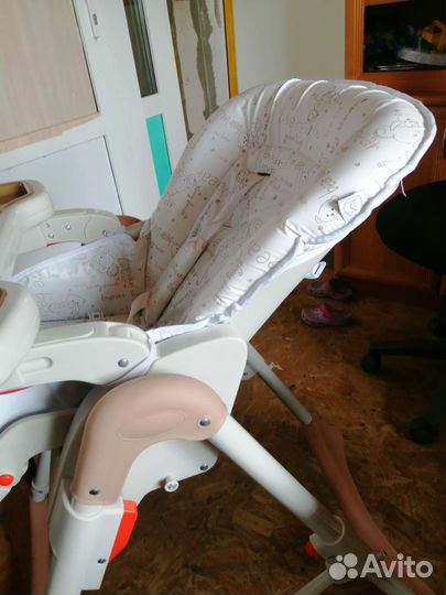 Стул для кормления