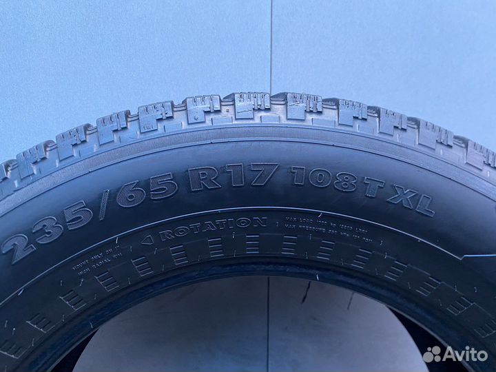 Nokian Tyres Hakkapeliitta 5 235/65 R17