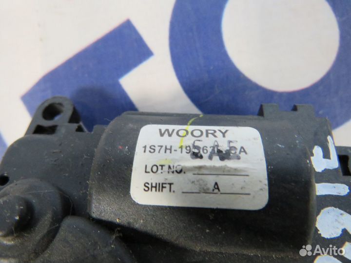 Привод заслонок отопителя ford focus CB4