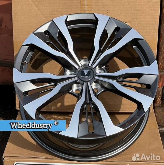 Кованые диски R18 Toyota Crown