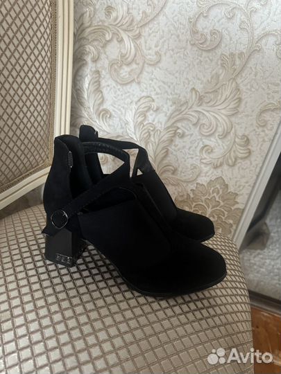 Обувь женская