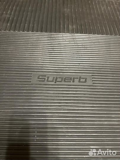 Коврик резиновый для багажника Skoda Superb II